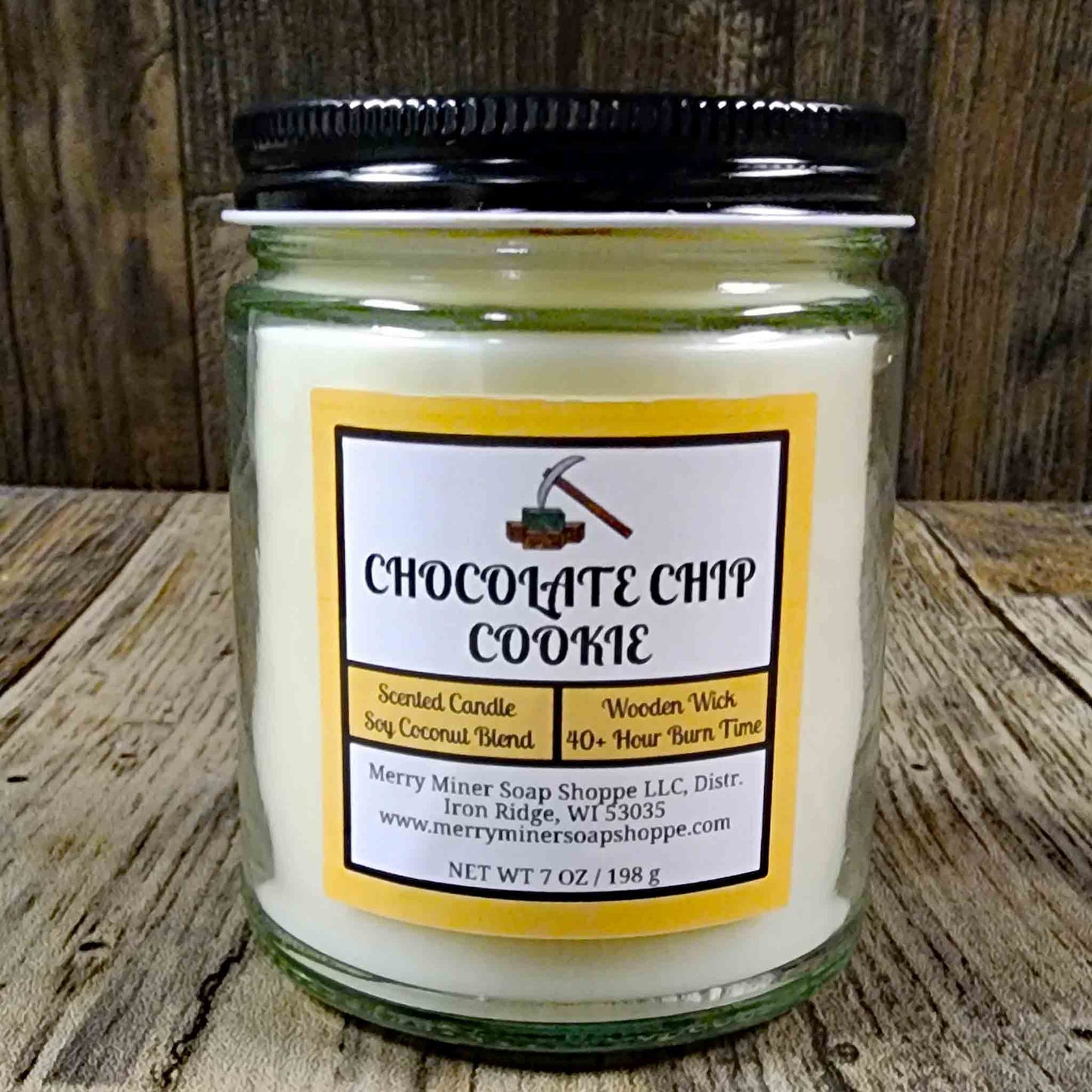 soy coconut wax candle with wooden wick scented as chocolate chip cookie