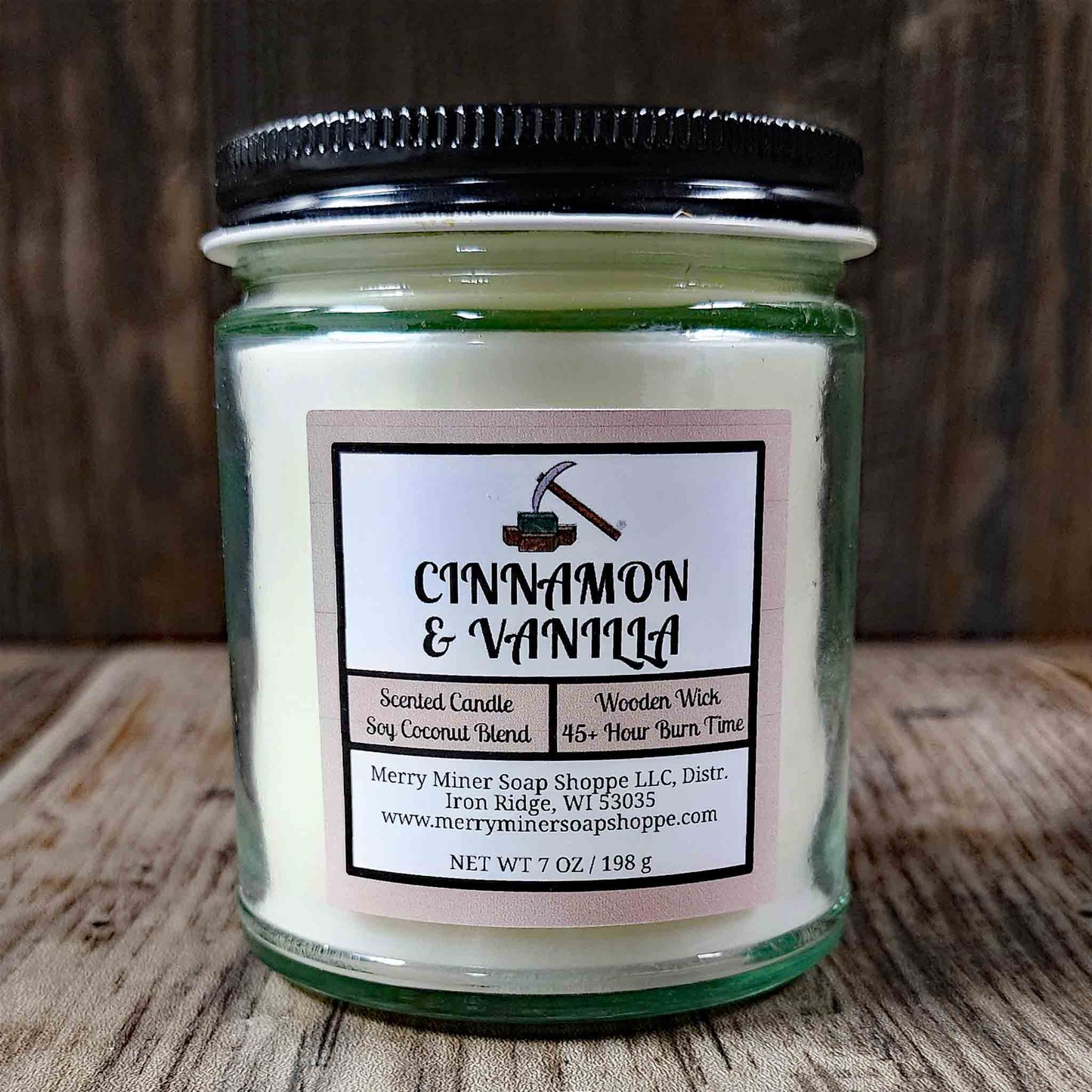soy coconut wax candle with wooden wick scented as cinnamon vanilla