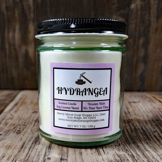 soy coconut wax candle with wooden wick scented as hydrangea