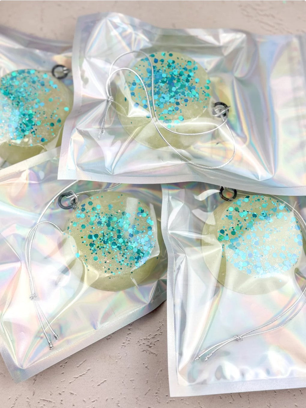 aroma bead air freshener scented as clean cotton