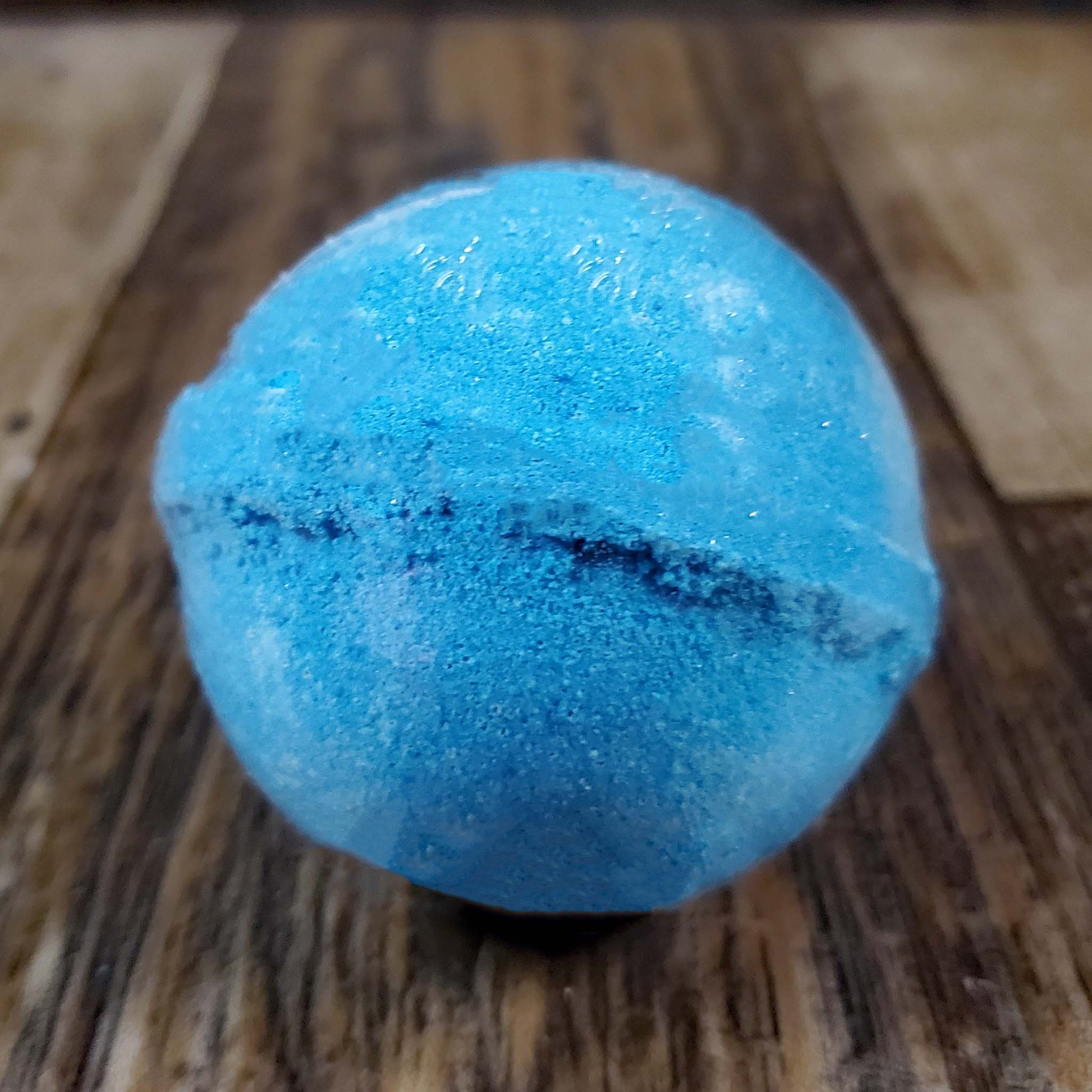 natural bath bomb scented as blueberry