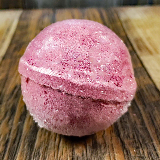 natural bath bomb scented as snickerdoodle