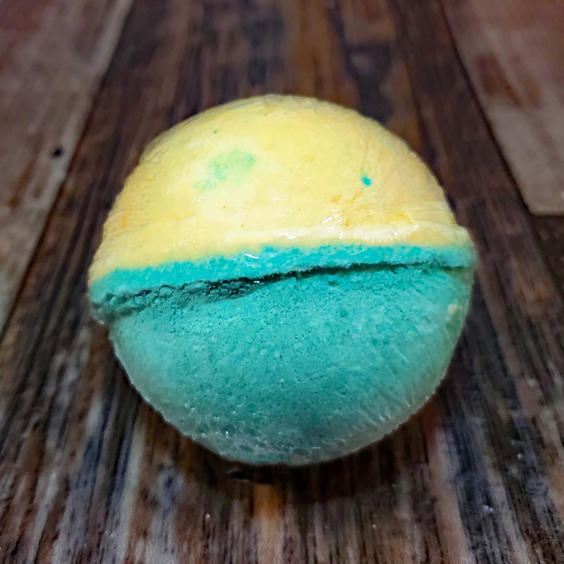 natural bath bomb scented as grapefruit tangerine